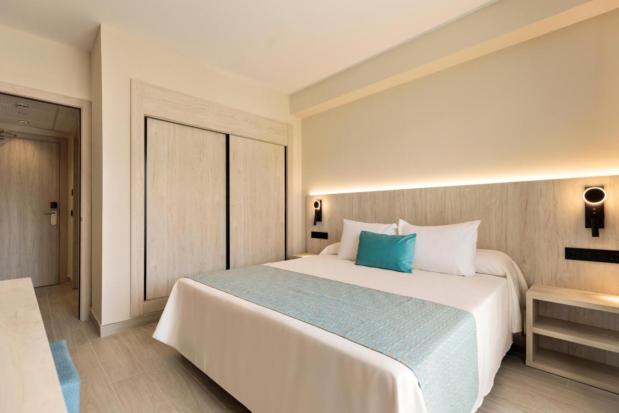 Habitación Doble Estándar (2 adultos)